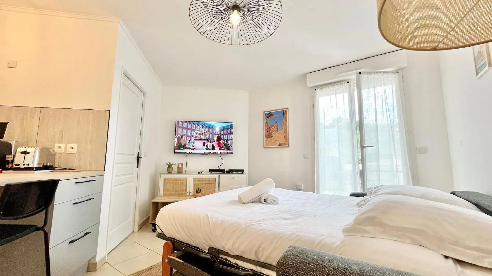 'La Villa Melanie' Neuf, Equipe, Terrasse, Centre Menton 0*,