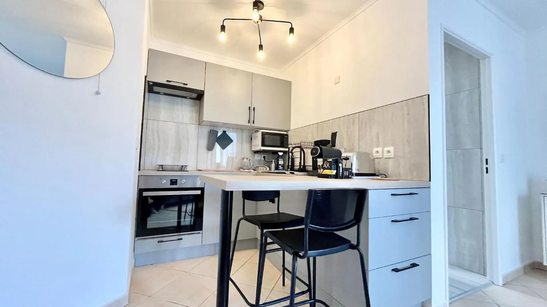 'La Villa Melanie' Neuf, Equipe, Terrasse, Centre Menton Appartement